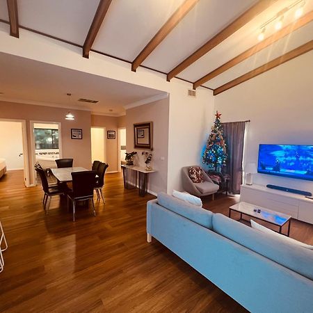 Cosy 4Br Home 15 Minutes Away From Melbourne Airport St Albans Extérieur photo